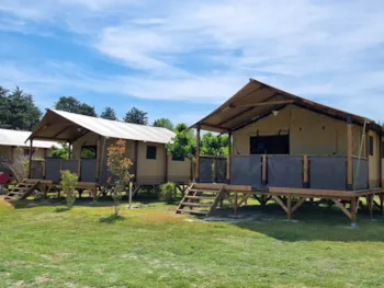 Mietunterkunft - Lodge Kenya - Camping Les Micocouliers