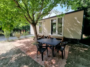 Mietunterkunft - Mobilheim Confort 29M² - 2 Schlafzimmer + Terrasse + Tv + Klimaanlage - Flower Camping Les Micocouliers