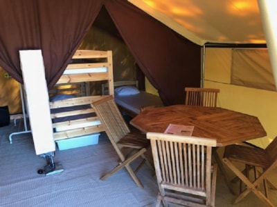 Lodge tent Insolite nature - 2 bdrms - without sanitary facilities
