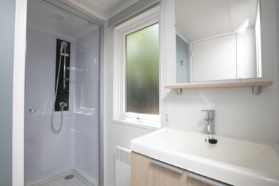 Mobil-home Privilège Saint Cirq Lapopie 2 Bedrooms - TV