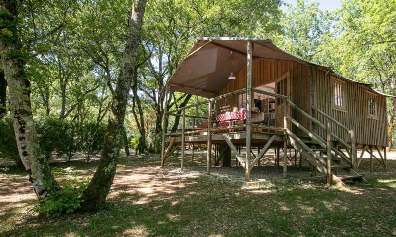 Hütte auf Pfählen 35m²