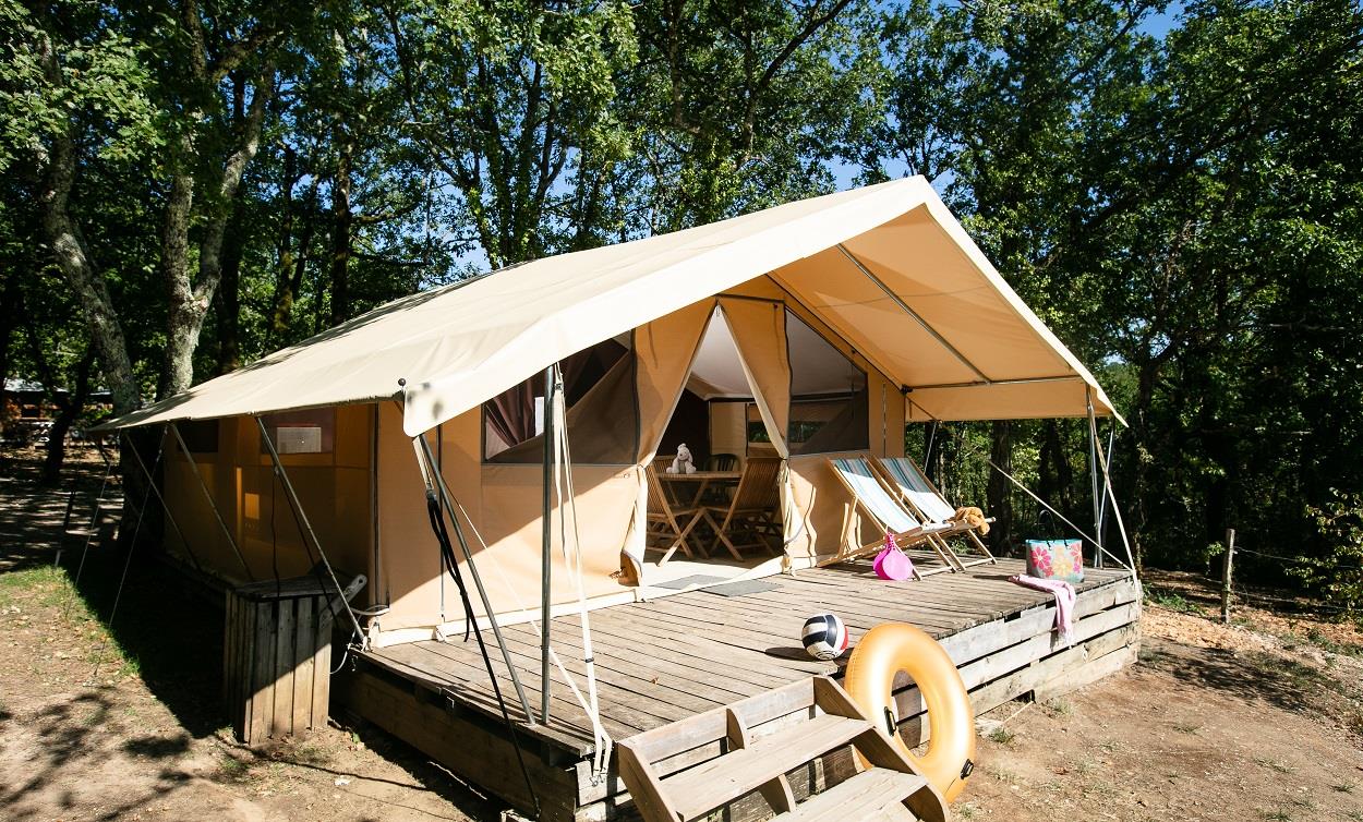 Location - Tente Lodge Insolite Nature - 2 Ch - Sans Sanitaires - Camping Sites et Paysages Les Hirondelles