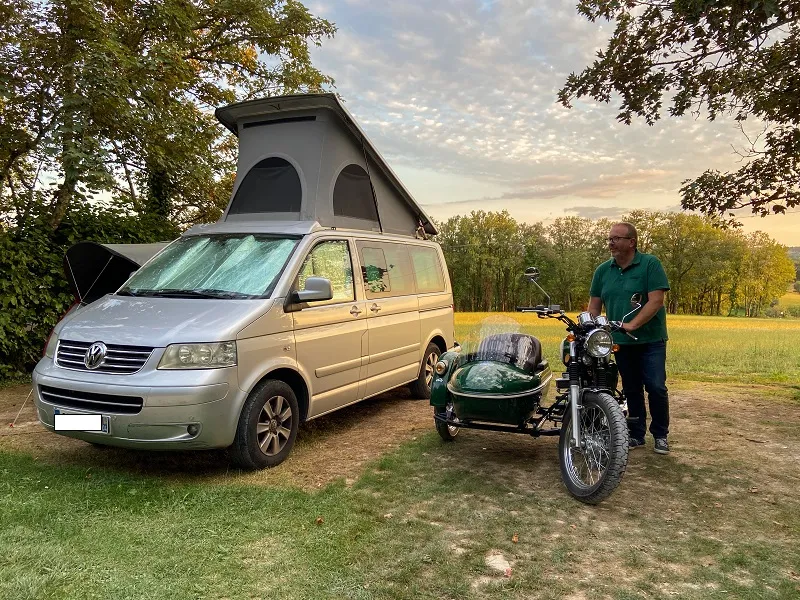Emplacement Privilège + Électricité 6A - Vue Panoramique