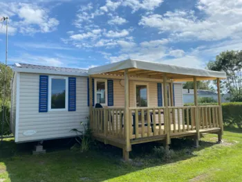 Mietunterkunft - Mobilheim - 2 Schlafzimmer - Überdachte Terrasse - Camping Les 2 Plages