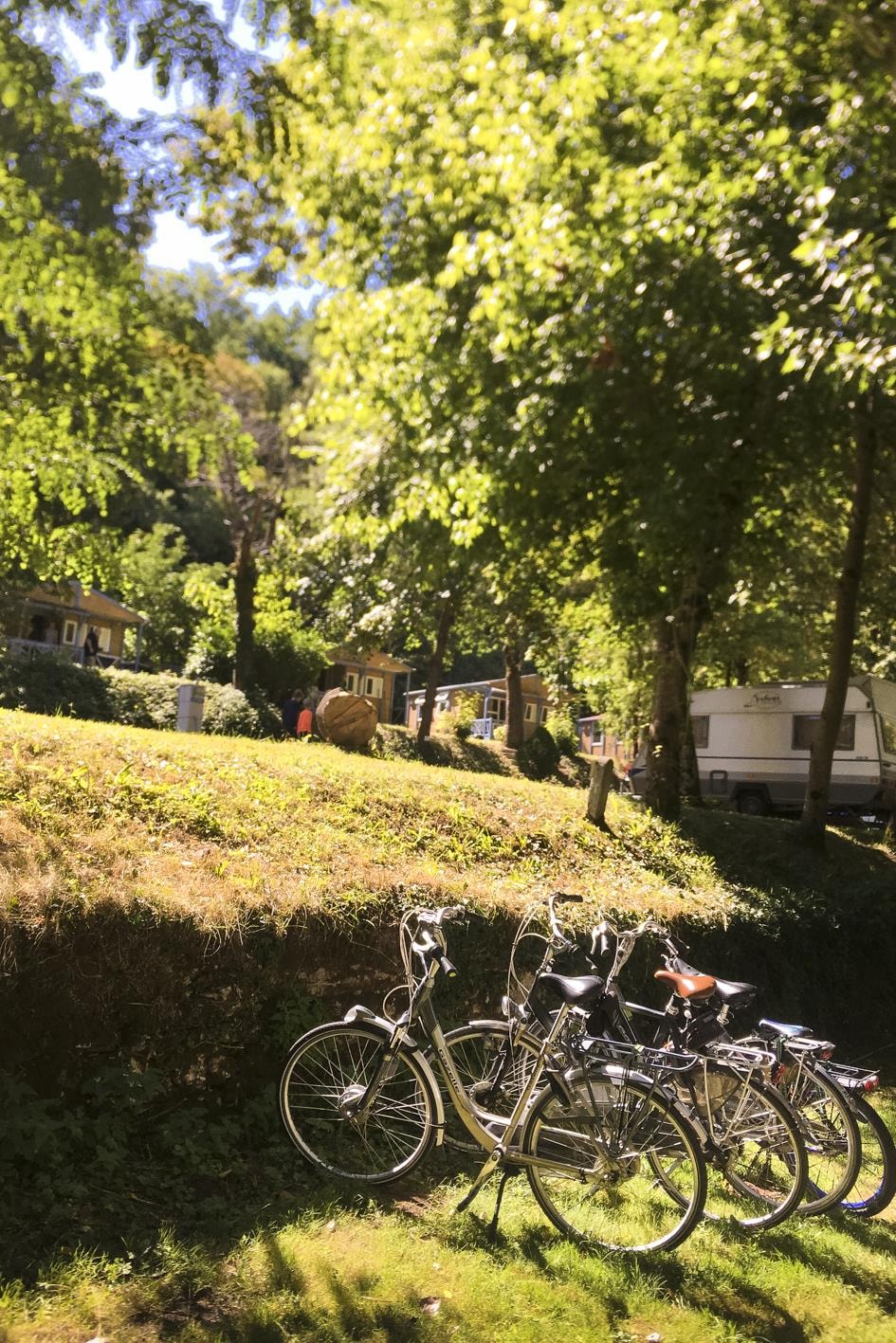 CAMPING LE CLOS BOUYSSAC — Foto 9
