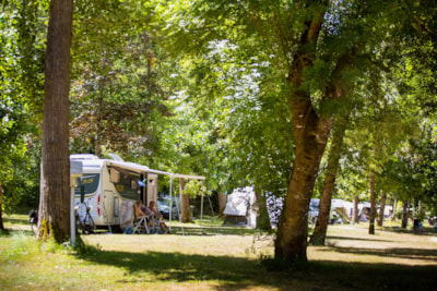 Pitch XL River for CARAVAN/CAMPER/TENT, from 125 till 177 m2