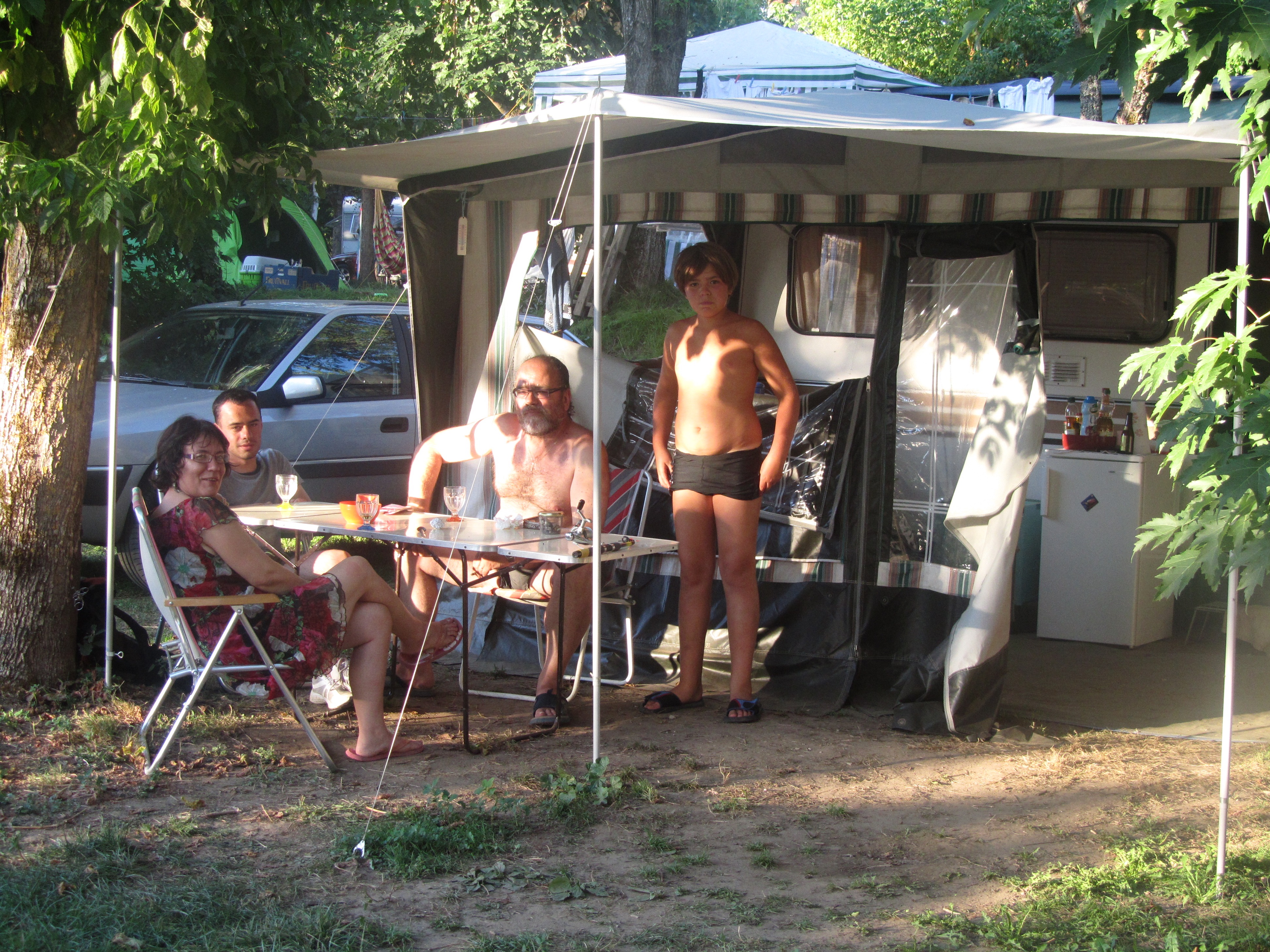 Accommodation - Caravan With Canopy - Camping La Plage