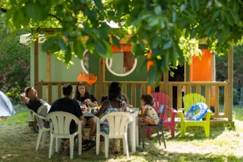 Mietunterkunft - Statisches Zelt 25 M² Und Überdachter Holzterrasse 11 M² (Kabine: Dusche / Wc / Waschbecken) - Camping La Plage