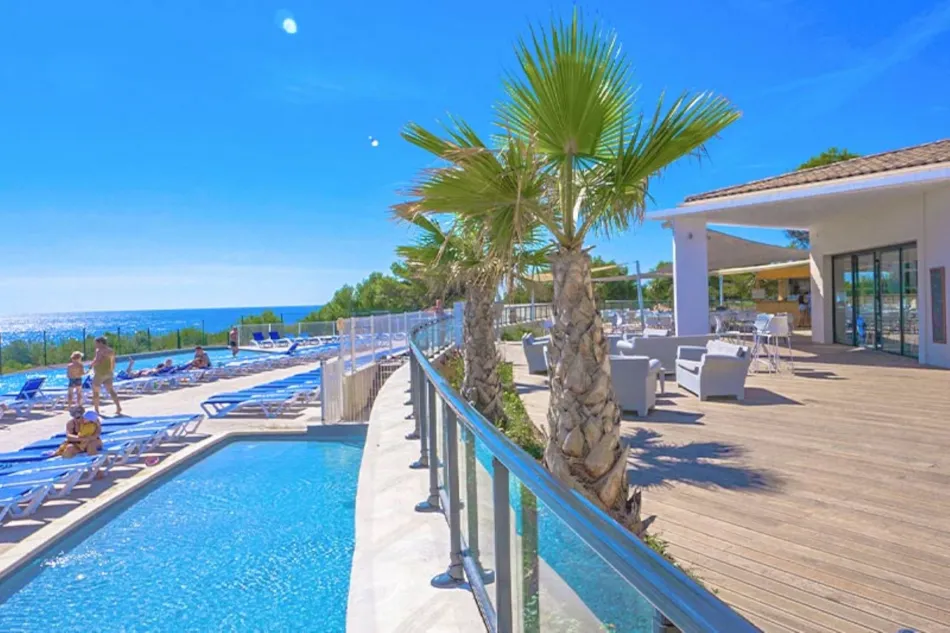 Camping L'Arquet - La Côte Bleue