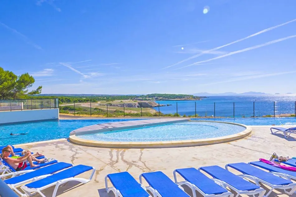 Camping L'Arquet - La Côte Bleue