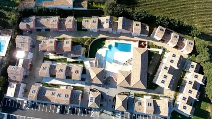 Le Domaine de Bacchus - Terres de France - Camping2Be