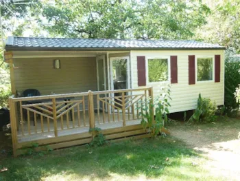 Accommodation - Mobil-Home Trigano Sheltered Terrace Integree With Sanitary 31 M2 - Camping du PIGEONNIER