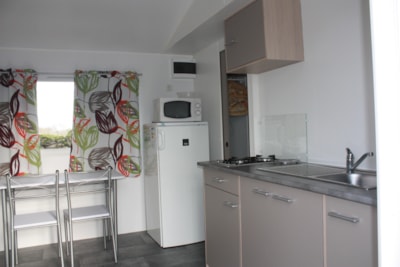 COTTAGE TRIGANO BARDAGE BOIS (2 or 3 bedrooms ) 25 m2 + wooden terrace and pergola, ( 9 m2 covered  ). — 3
