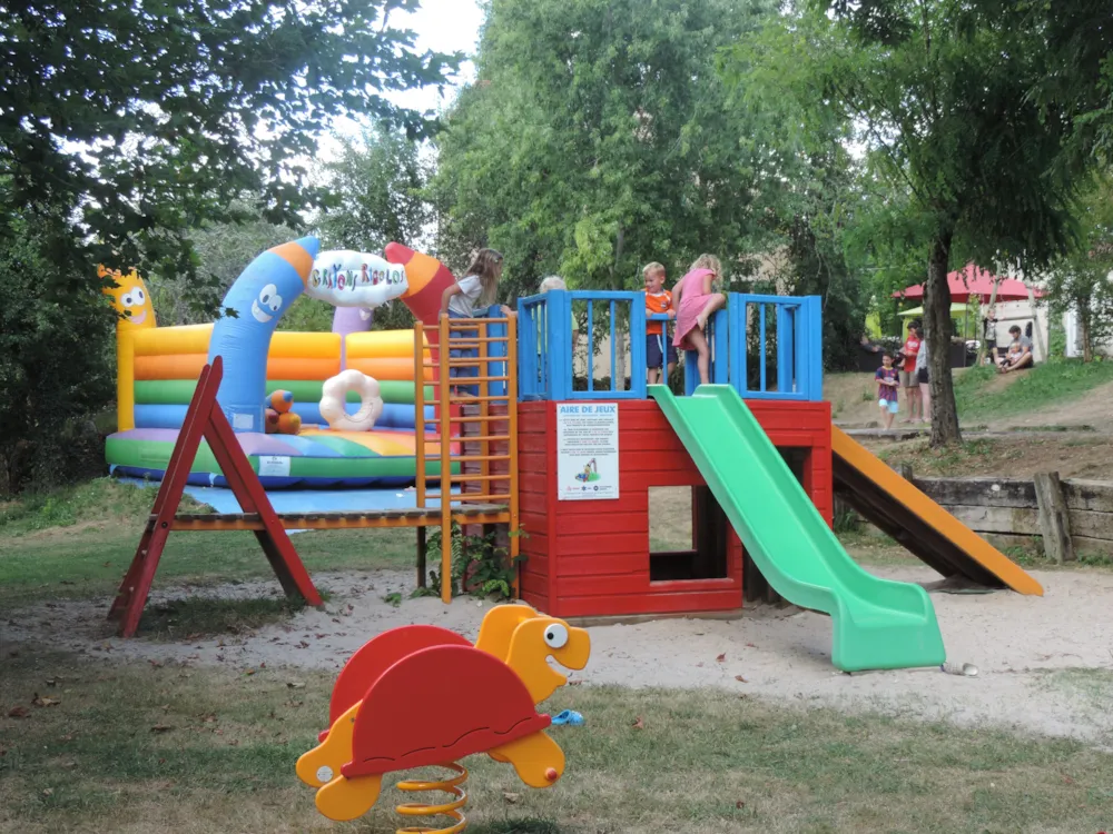 Camping du PIGEONNIER - image n°27 - UniversalBooking