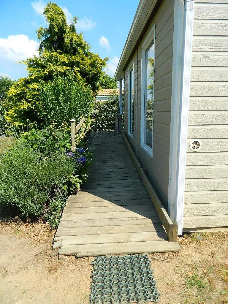 Mobil Home Pmr 2 Chambres - Adapté Pour Personnes À Mobilité Réduite