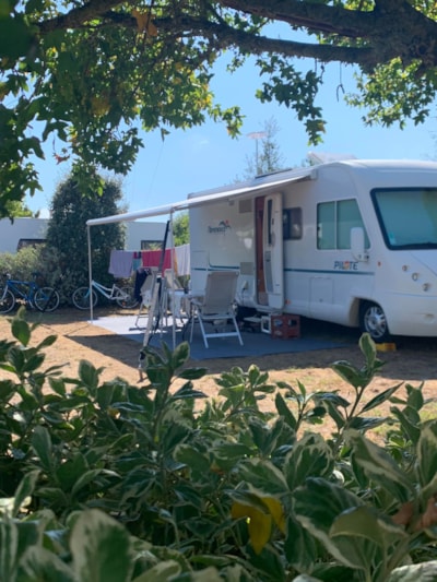 XXL pitch with car package