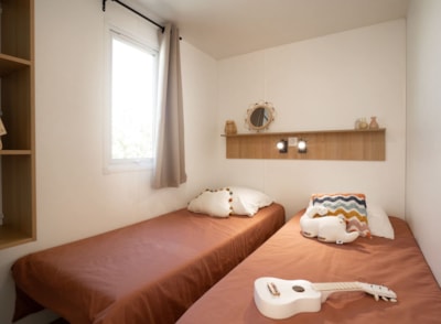 Mobil Home Premium - 2 bedrooms with air conditioning and dishwasher
