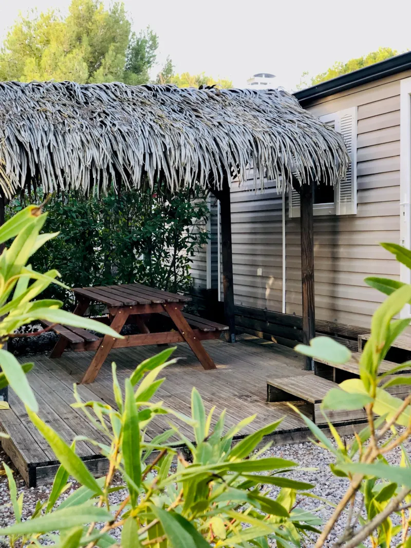 Mobil-Home Premium - Côté Jardin