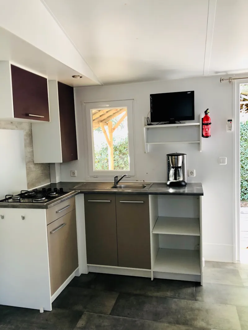 Mobil-Home Confort Family - Côté Jardin