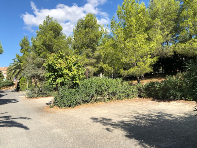 EMPLACEMENT CAMPING + ELECTRICITE (6A)