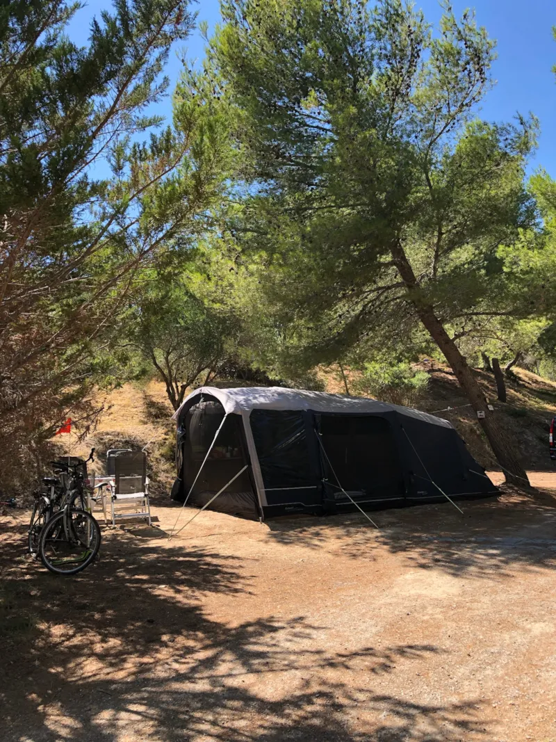 Emplacement Camping + Electricite (6A)