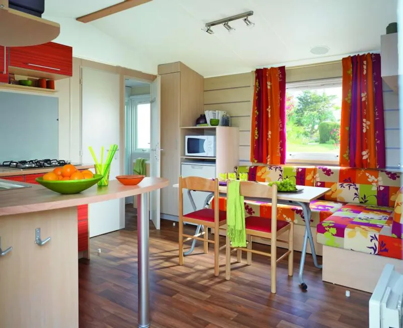 Mobil-Home Confort - Côté Jardin