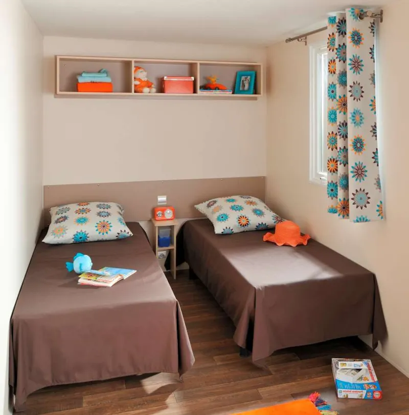 Mobil-Home Confort - Côté Jardin