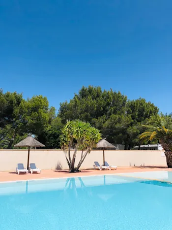 Camping La Grange Neuve - Ucamping