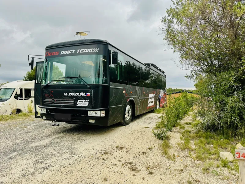 Emplacement Camping Xl (14M X 7M) + Electricite (10A)