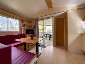 Mietunterkunft - Mobil-Home Roller 28M2, 2 Chambres, Tv, Avec Terrasse Intégrée - CAMPING DE LA SOLE
