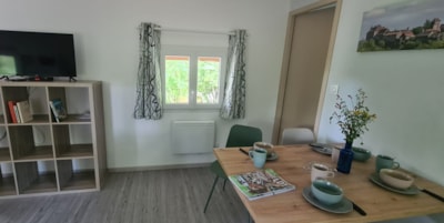Chalet Etoilé 36 m², 2 BR, 1 BTH with TV