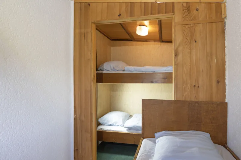 Chalet Style Campagnard 34 M², 2 Ch, 1 Sdb Sans Télé