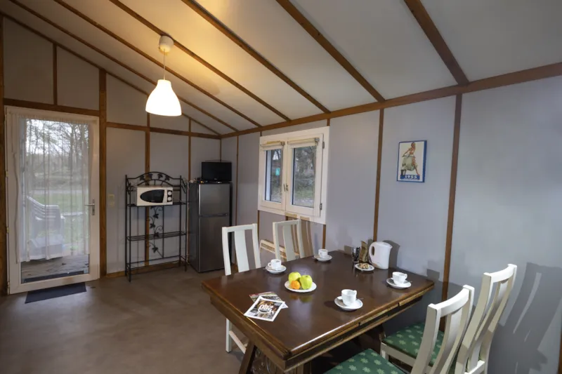 Chalet Ombrageuse 37 M², 2 Ch, 1 Sdb Avec Télé, Pmr