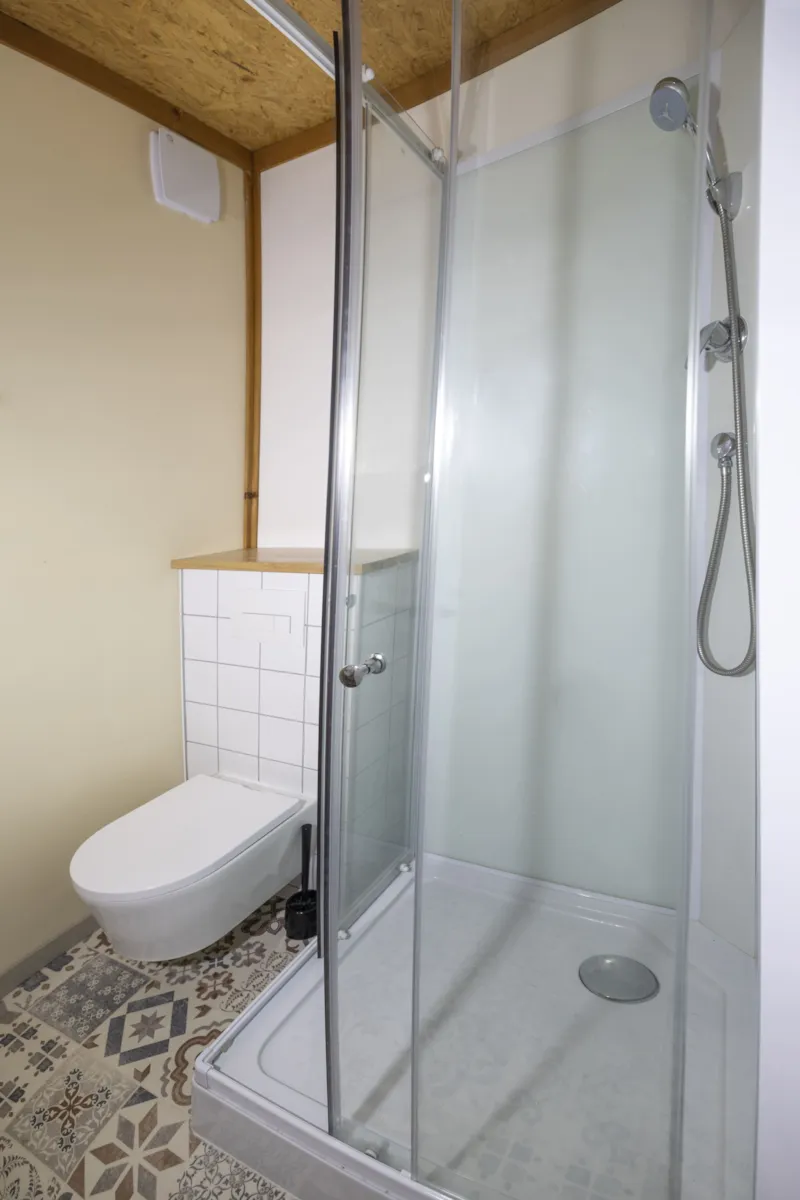 Chalet Style Aporia 34 M², 2 Ch, 1 Sdb Avec Télé