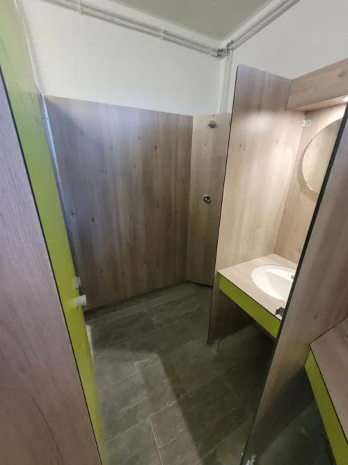 Pitch - Package With 5A Electricity (Incl. 2 Pers.) - image n°6 - Camping L'Ile Chambod
