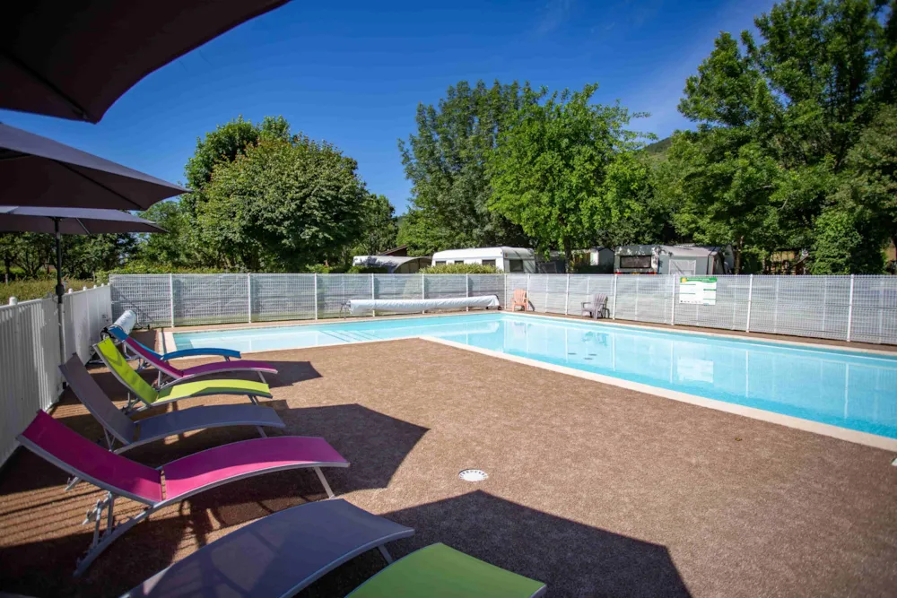 Camping L'Ile Chambod - image n°1 - Ain