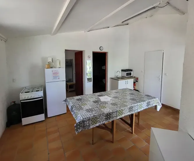 Dortoir Sans Sanitaire Jusqu'à 4 Personnes