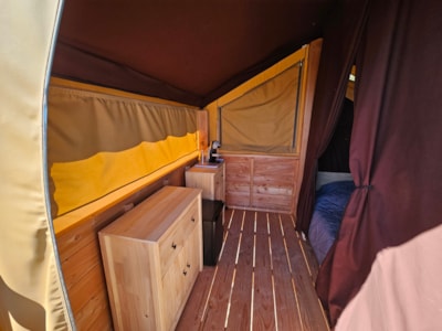 Sainte-Victoire" cabin, panoramic view
