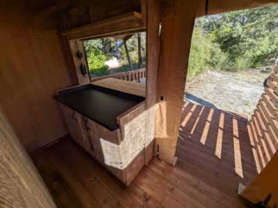 Tent lodge safari