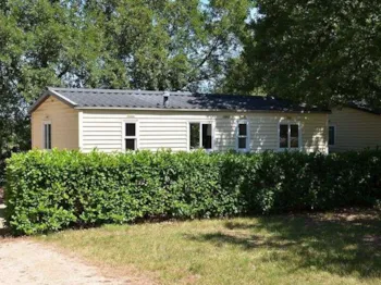 Mietunterkunft - Mobilheim Rétro (26M²) - Camping LE ROC